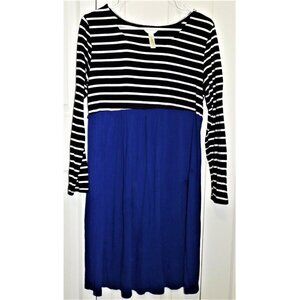 Three Seasons Maternity L Multicolor Fit and Flair Long Sleeve Dress